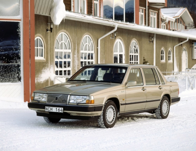 Volvo 760 GLE 1985 e