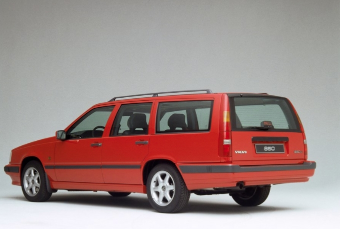 Volvo 850 GLT 1993 media
