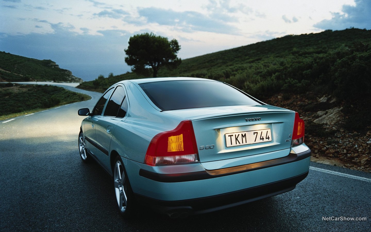 Volvo S60 R 2003 504fe3a2