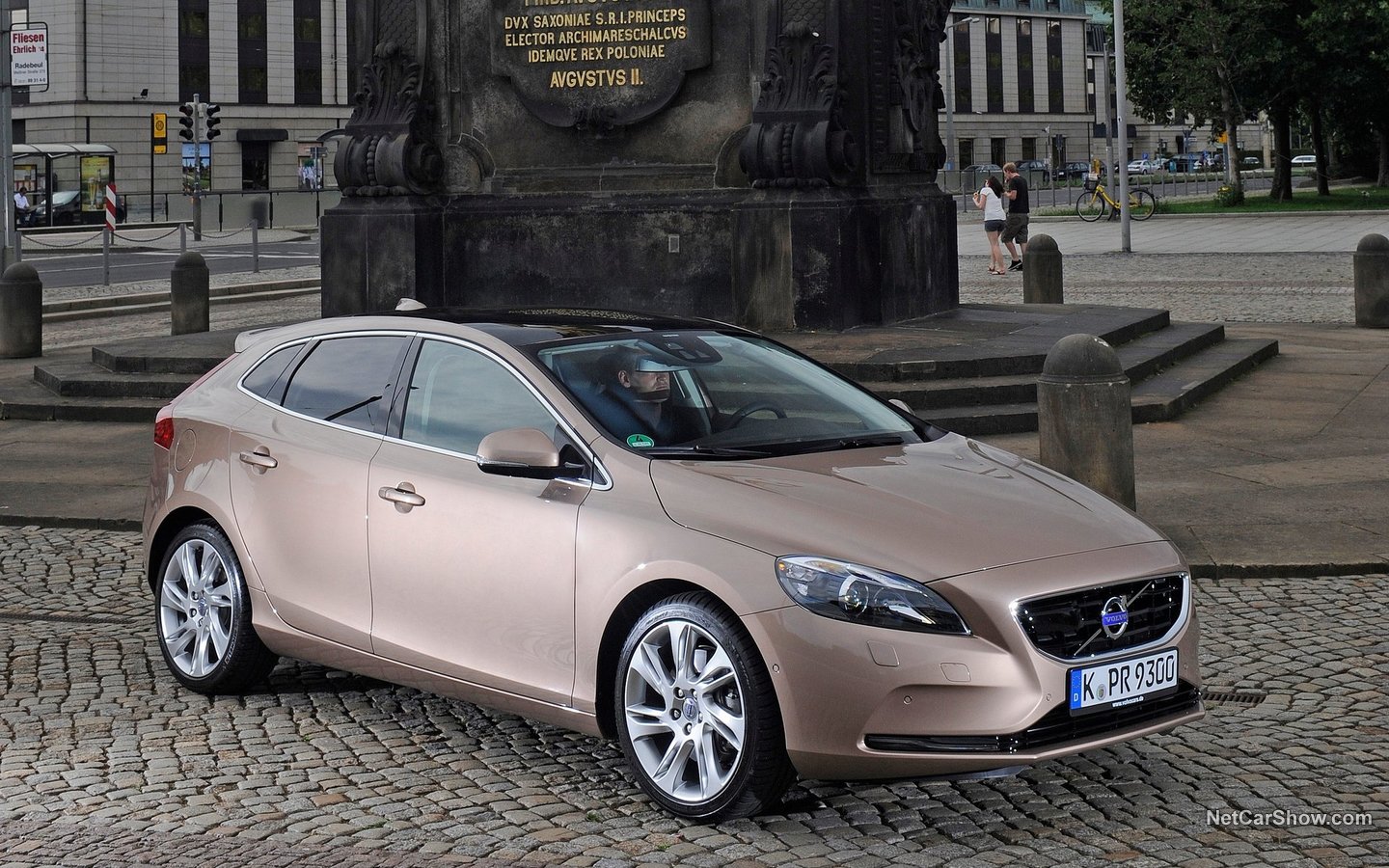 Volvo V40 2013 66c0f96c