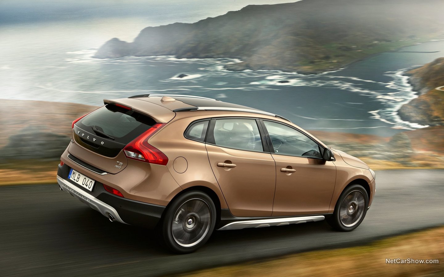 Volvo V40 Cross Country 2013 8674598f