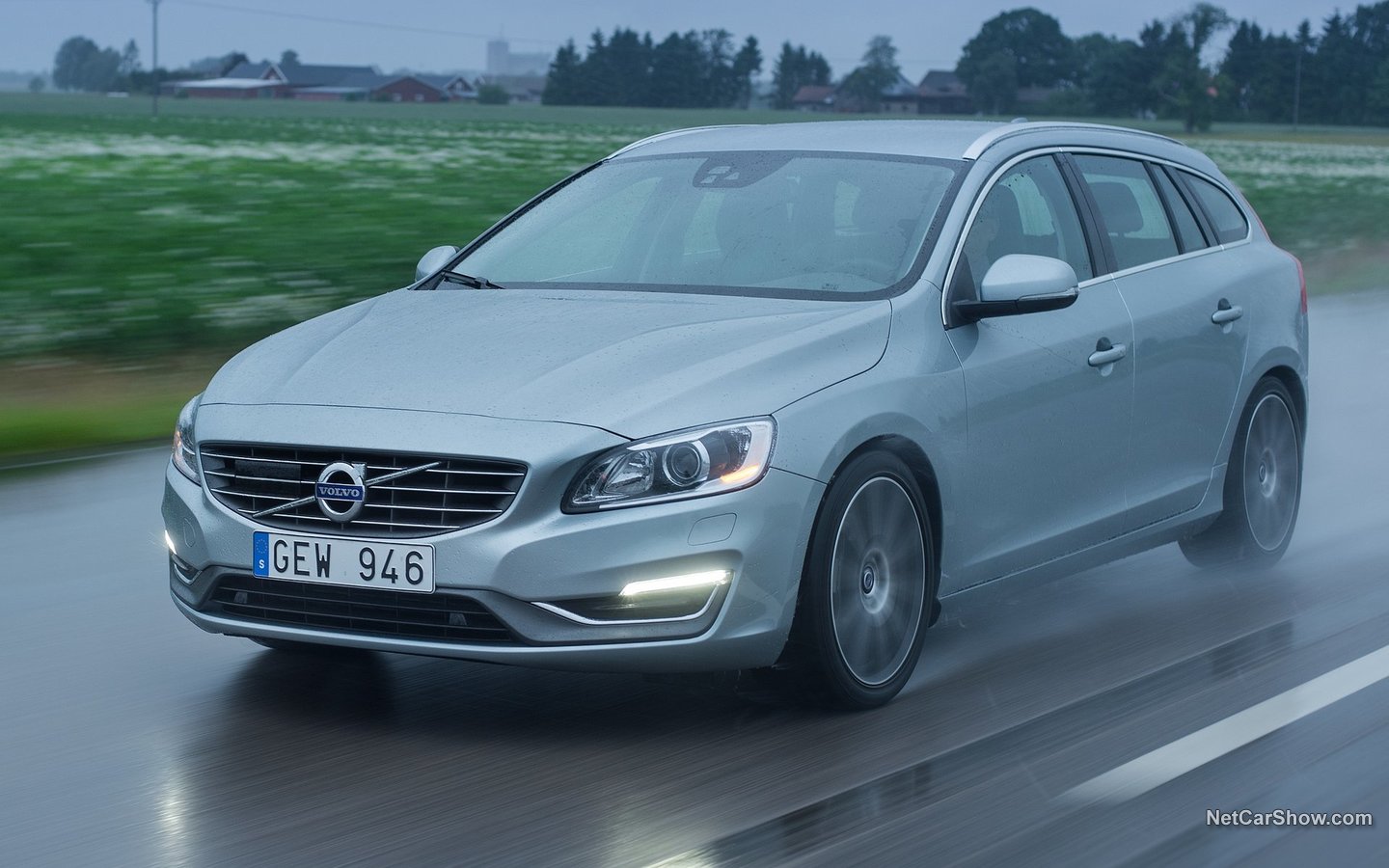 Volvo V60 2014 282dc4a2