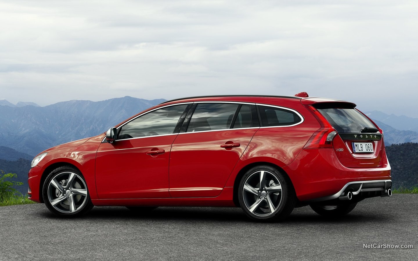 Volvo V60 R-Design 2011 515dfbdc