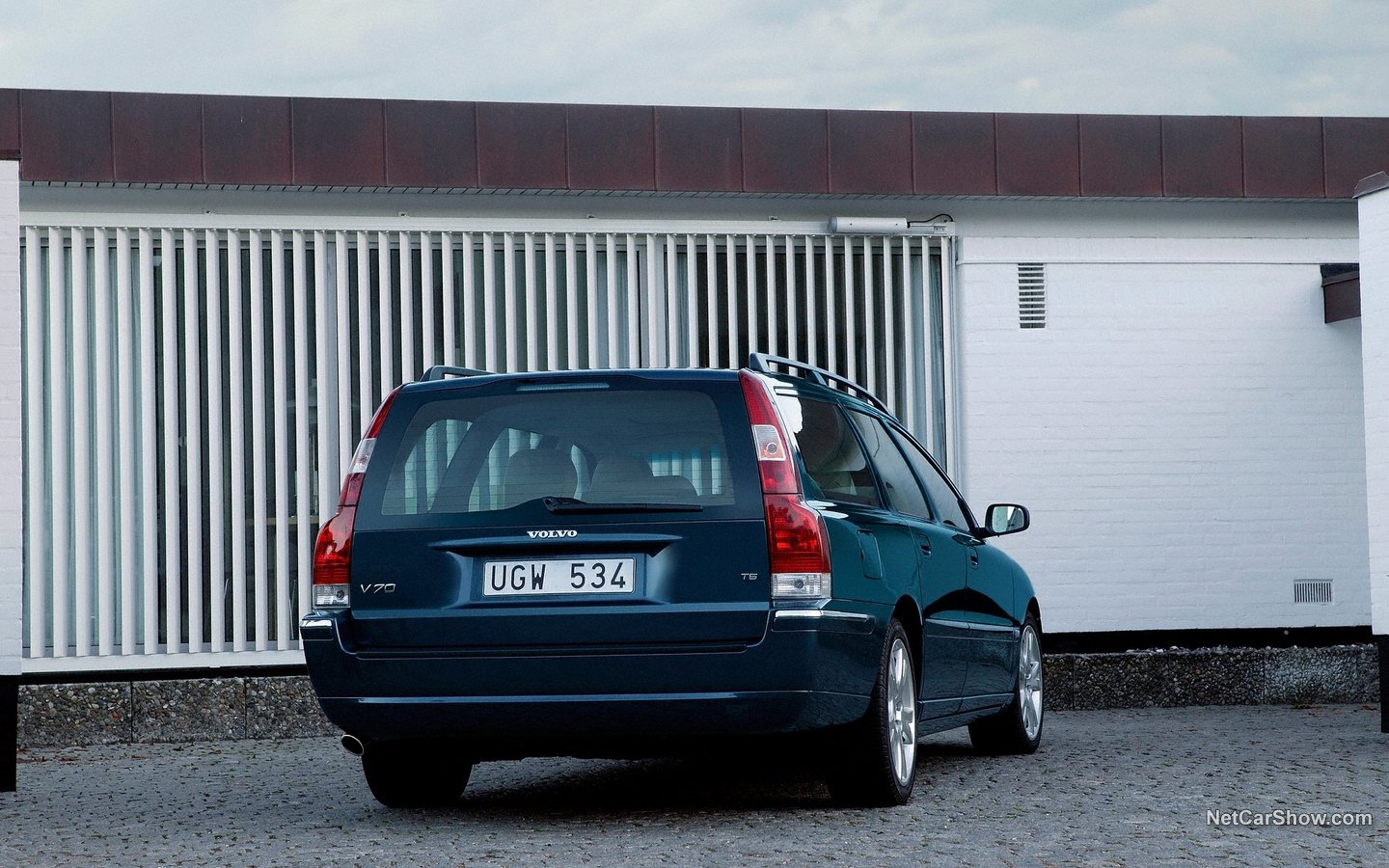 Volvo V70 2007 dab99553