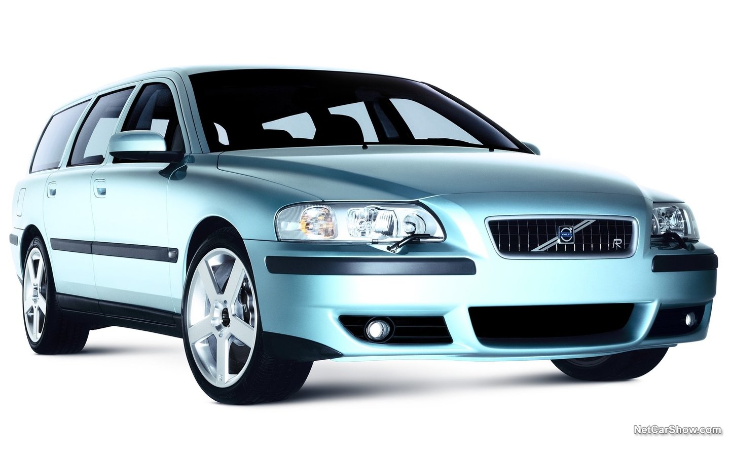 Volvo V70 R 2003 3966bbcd