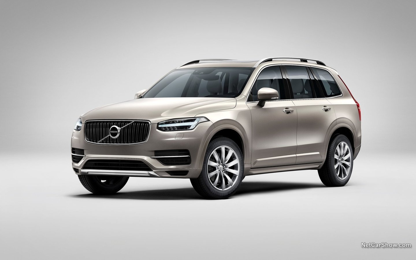 Volvo XC90 2015 5c45e339