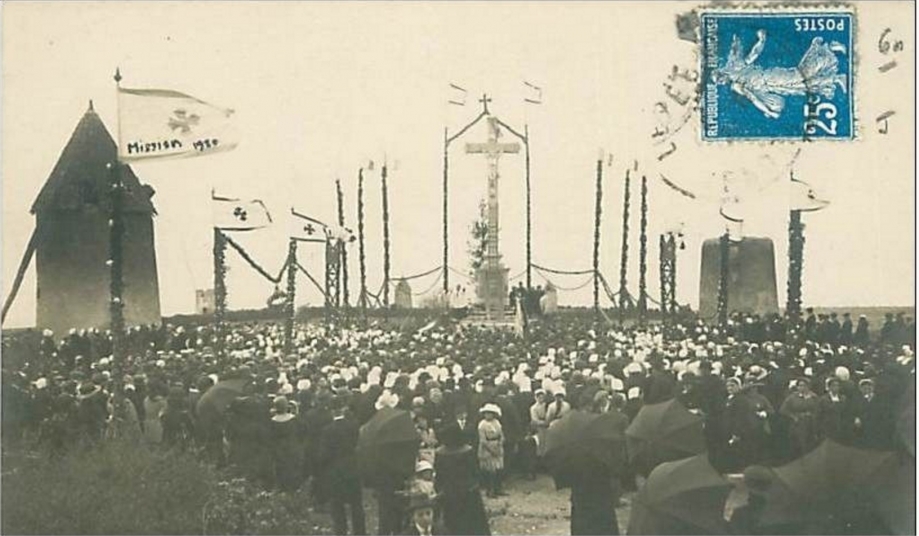 Bénédiction de la croix des Alouettes, 1920