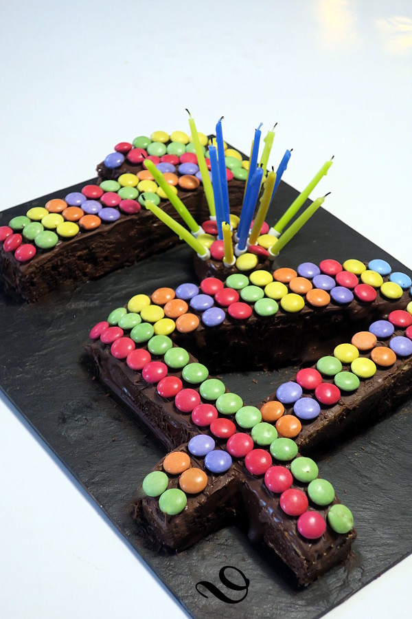 Pâtisserie pour création de gâteau pour anniversaire enfant avec