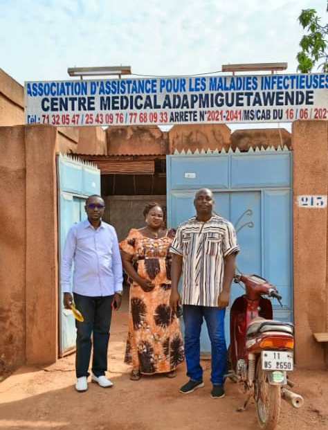 Visite au centre médical Guetawendé de l'ADAPMI BF à Ouagadougou