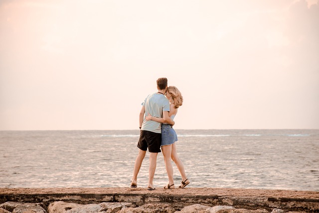 un couple amoureux