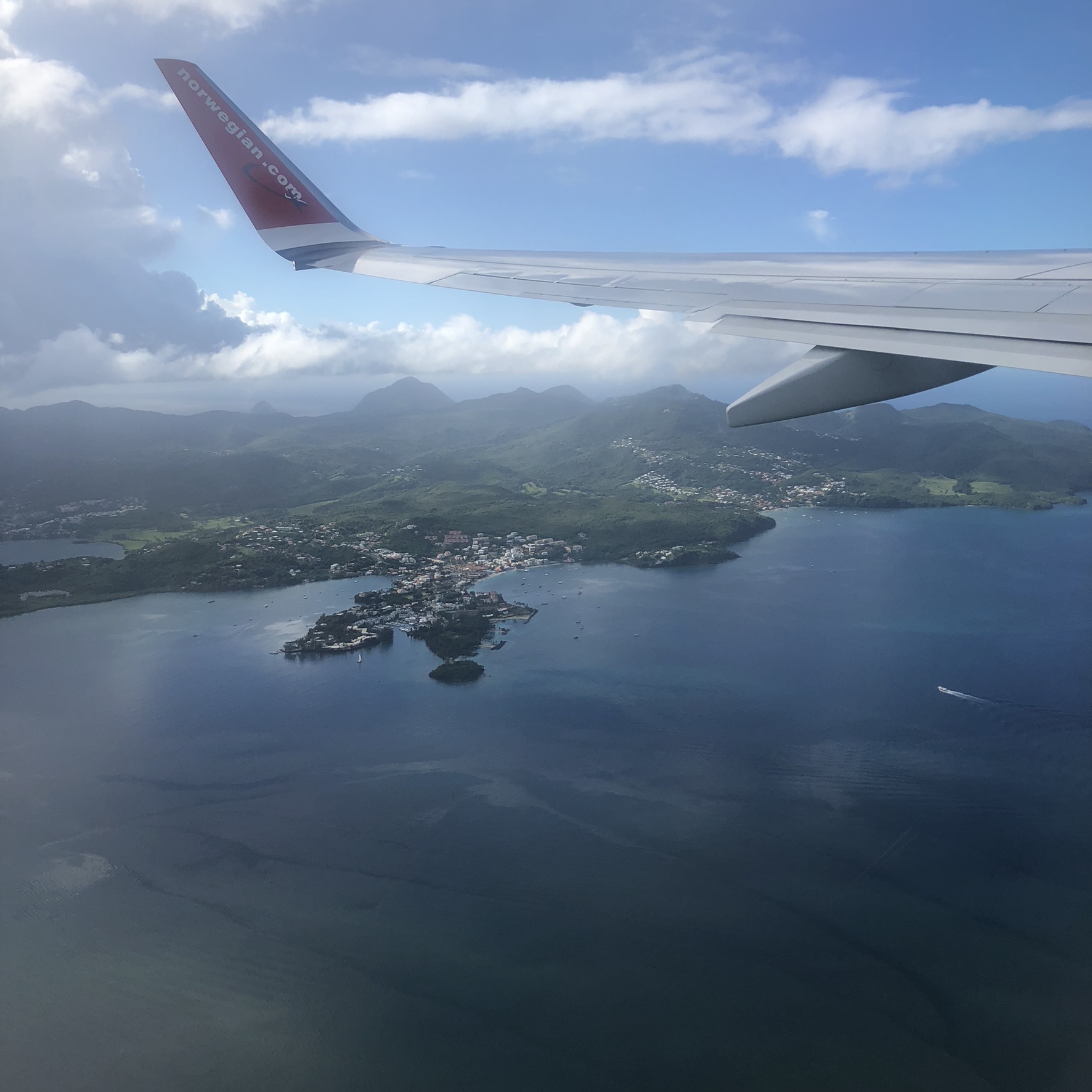 La Martinique vue du ciel:)