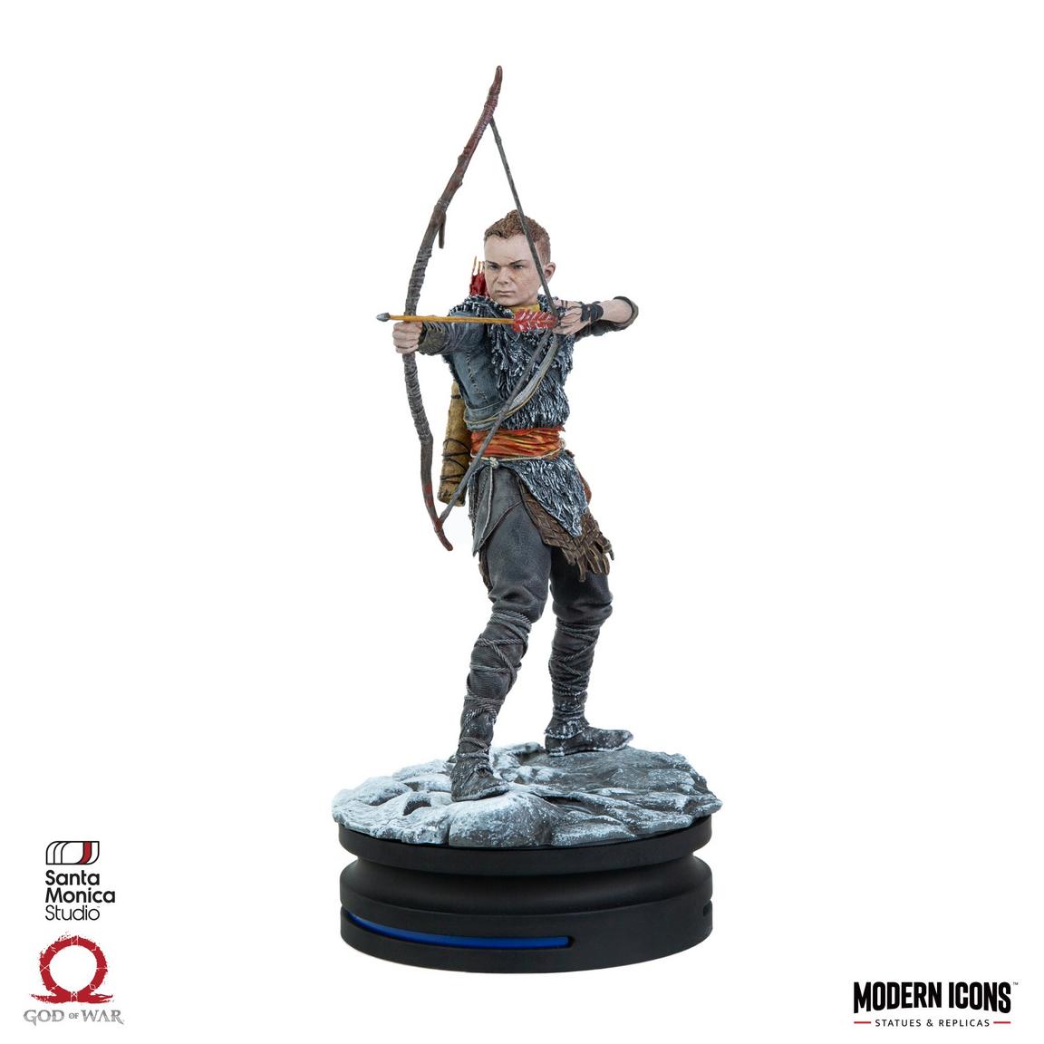 Modern-Icons-God-of-War-Atreus-Modern-Icon-Statue-GameStop-Exclusive (1)