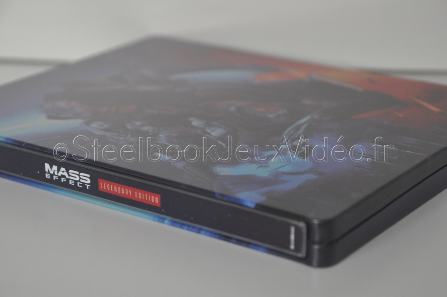 steelbook-mass-effect-edition-legendaire-4