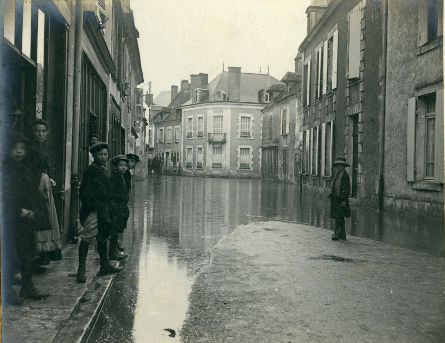 Crue du 11/06/1910 - rue Veuve Pâteux
Coll. Daniel DAUBORD