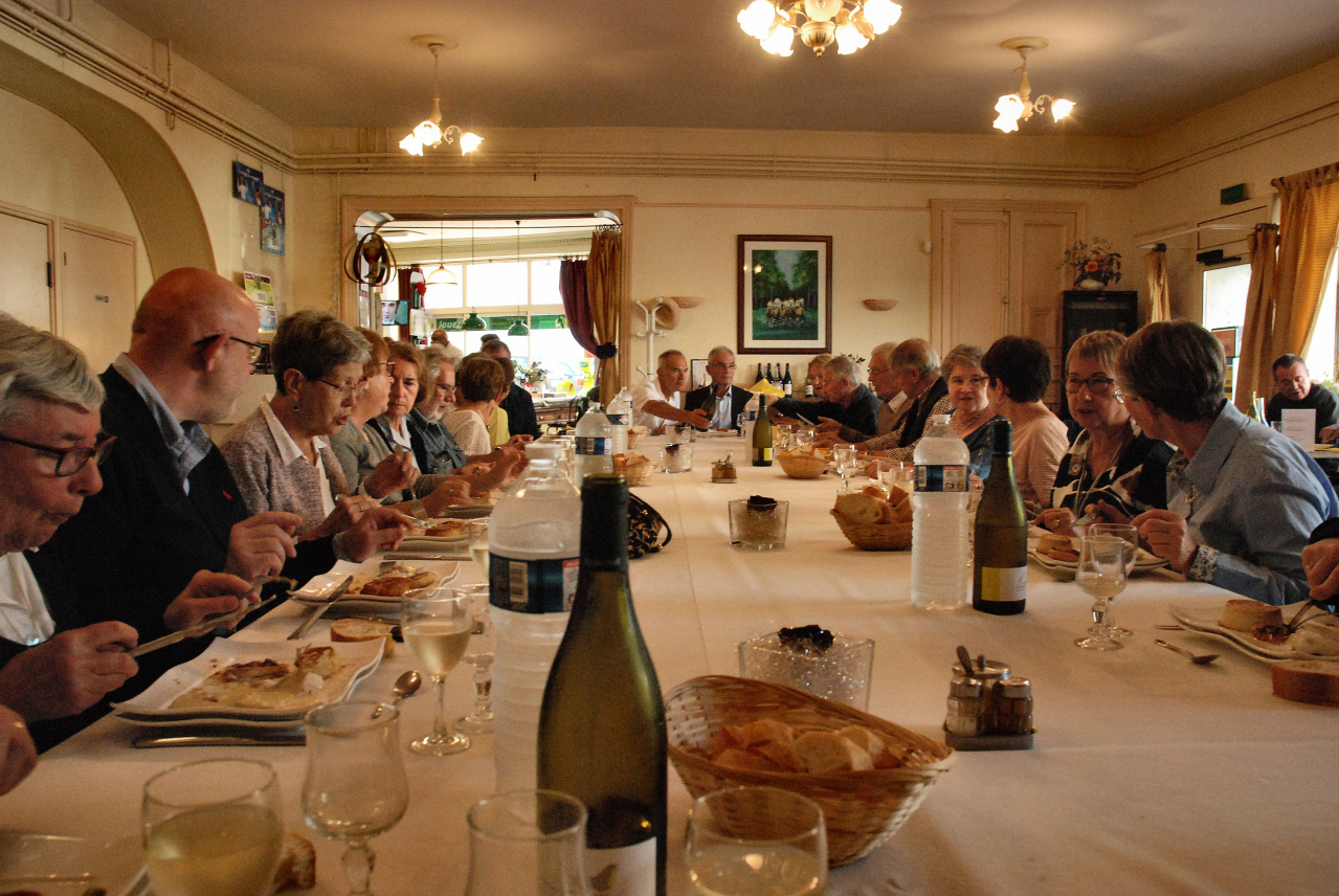REPAS des MANGEURS de GRENOUILLES du 20 octobre 2018 Les Mangeurs de Grenouilles REPAS des MANGEURS de GRENOUILLES du 20 octobre 2018 Les Mangeurs de Grenouilles