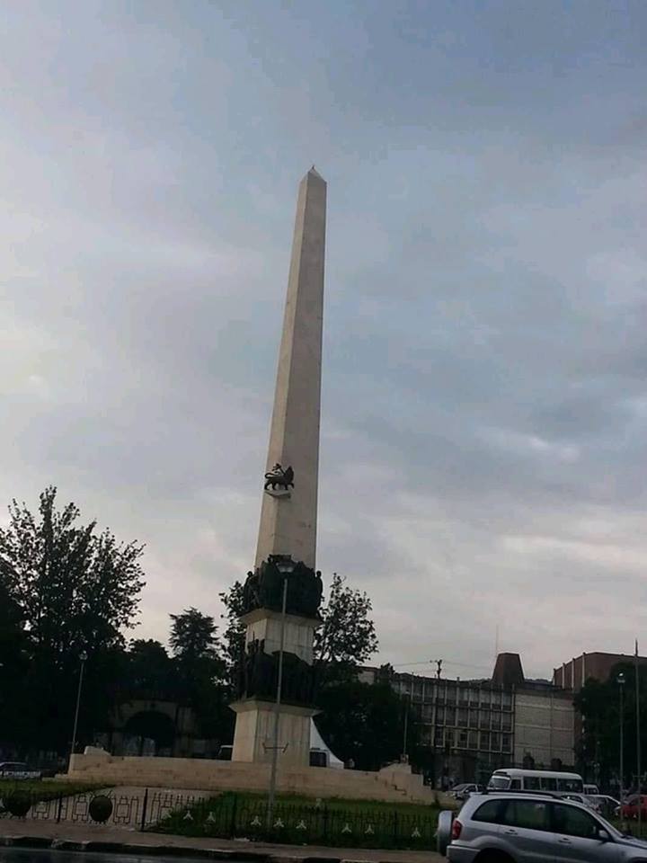 52120284_2251283658448134_145608299096571904_n.jpg