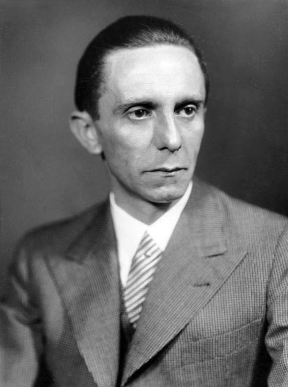 https://static.blog4ever.com/2019/02/850968/Message-Schwab-gouvernants---Goebbels.jpg