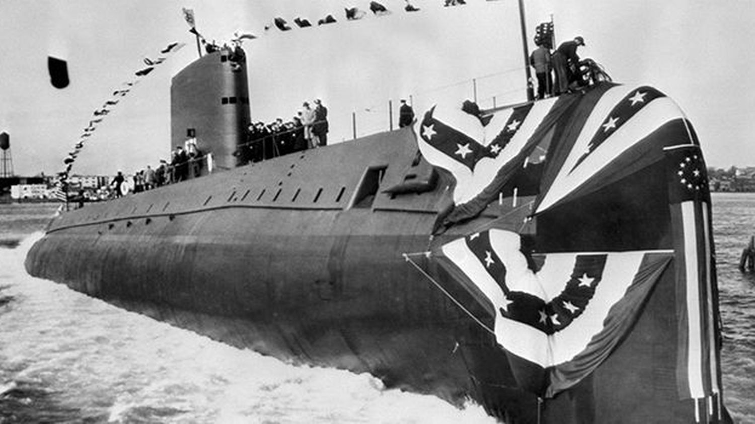 Inauguration-sous-marin-nucl-aire-USS-Nautilus-21-janvier-1954