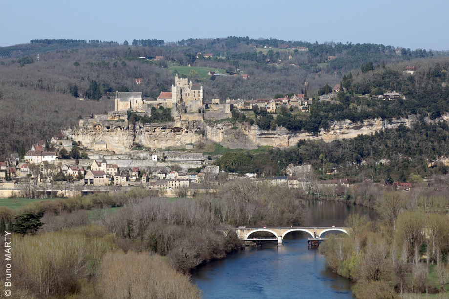 11 -  Beynac vue du château de Castelnaud 01
