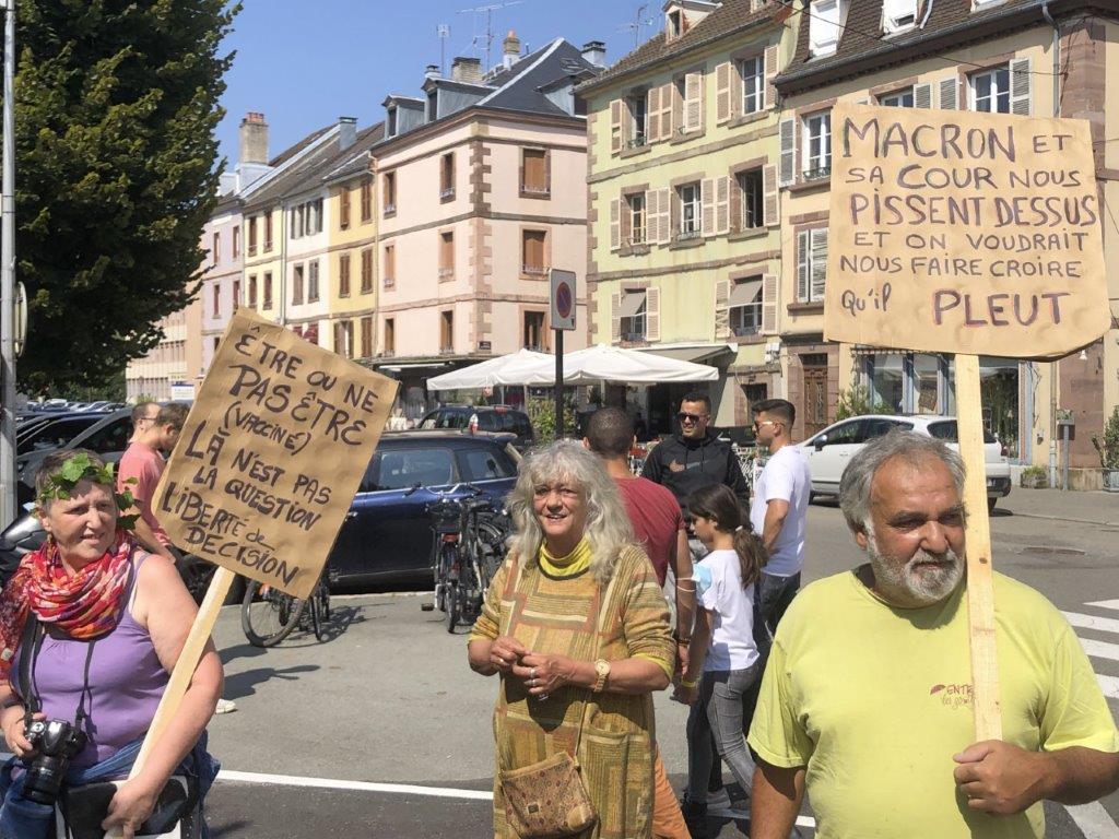 2000-personnes-pour-la-manifestation-anti-vaccin-a-belfort-photo-er-mathis-raguin-1626537995