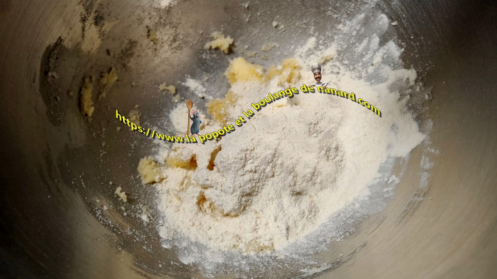 Ajouter la farine