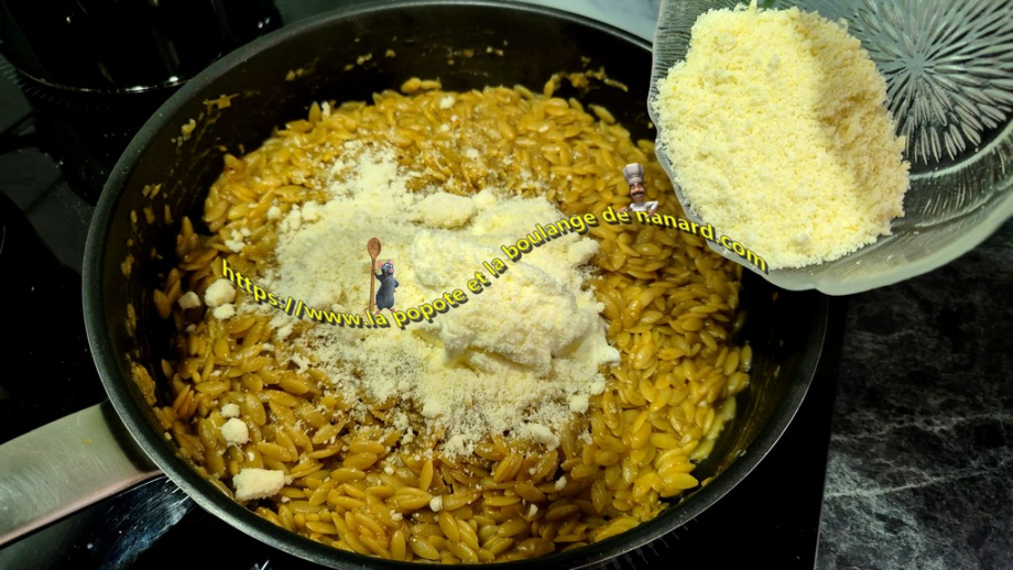 Ajouter le parmesan