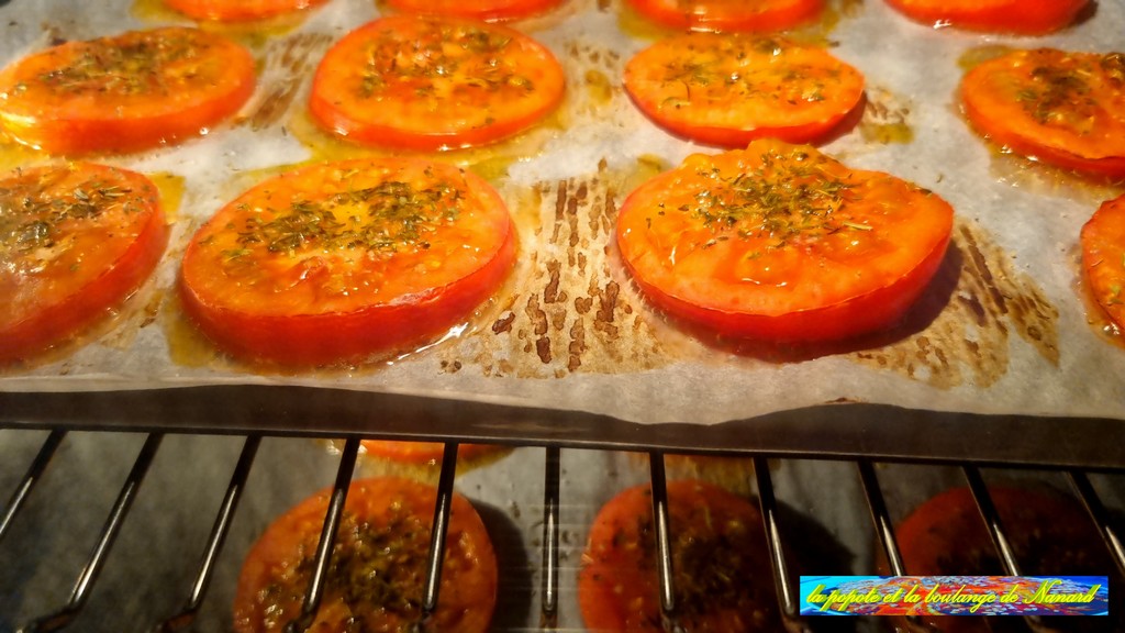 Cuire les tomates 15 minutes à 200°C