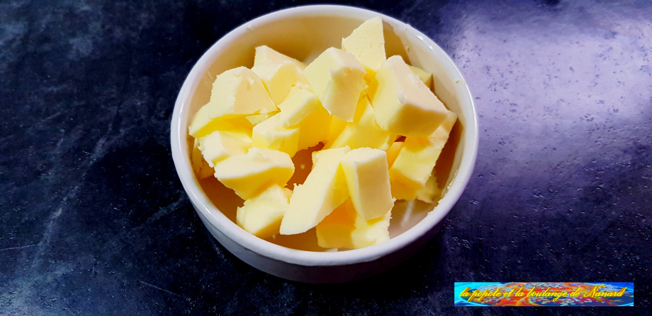 Détailler le beurre en morceaux