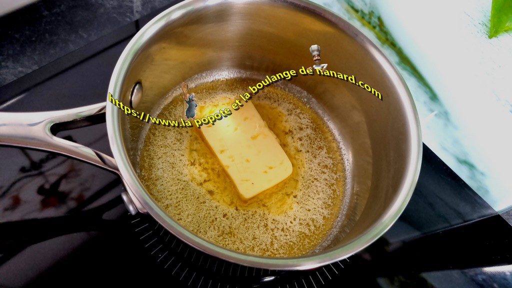 Faire fondre le beurre dans une casserole