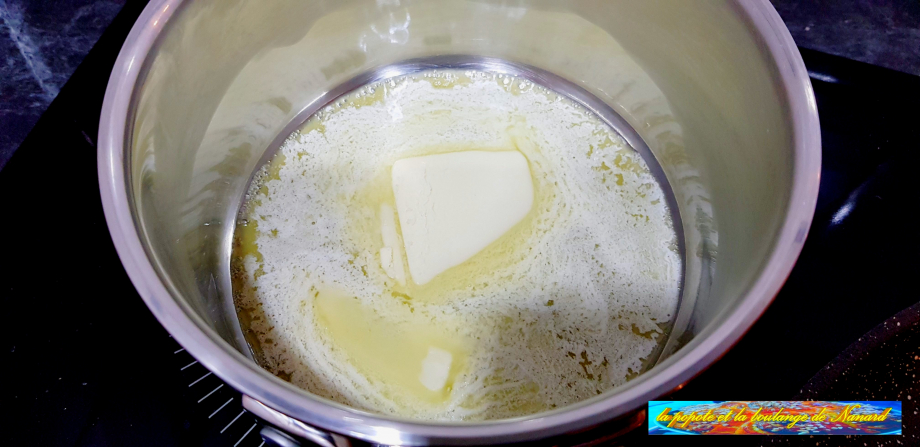 Faire fondre un petit morceau de beurre