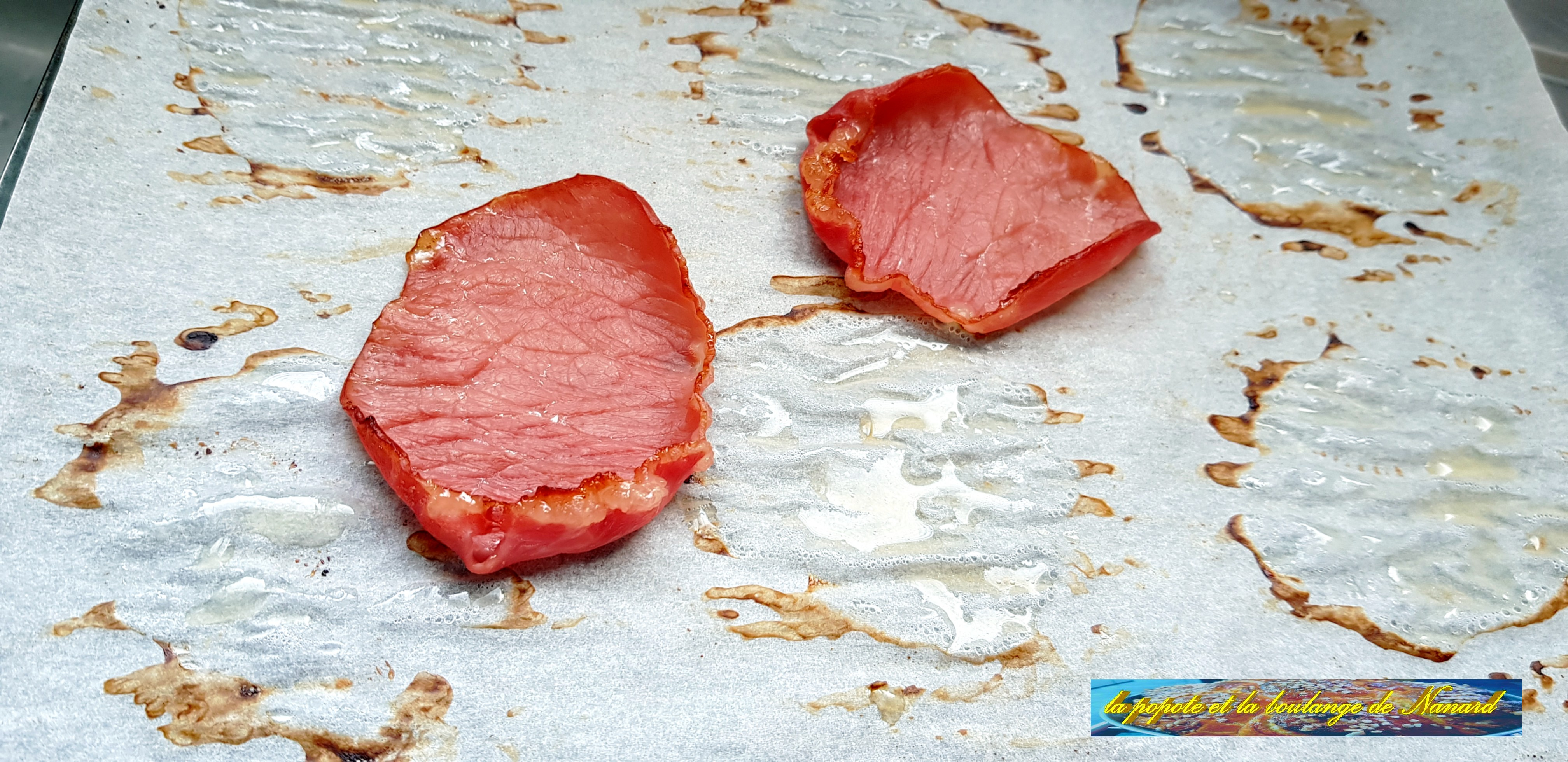 Griller le bacon 8 minutes à 200°C