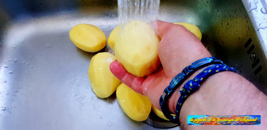 Laver les pommes de terre