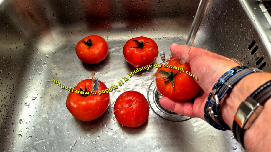 Laver les tomates