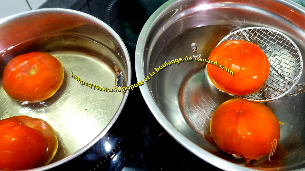 Transvaser immédiatement les tomates dans de l\\\'eau glacée