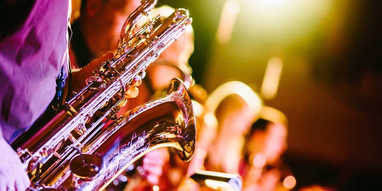 Saxophone-jazz-band-1280x640
