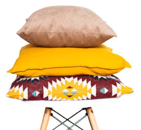 Des coussins aux designs divers