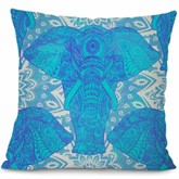Un coussin éléphant bleu