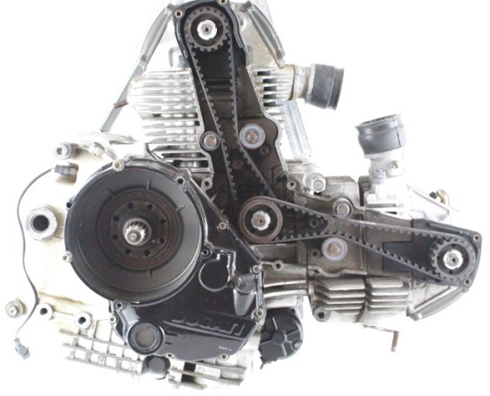 moteur-DUCATI-V2-2-soupapes.jpg