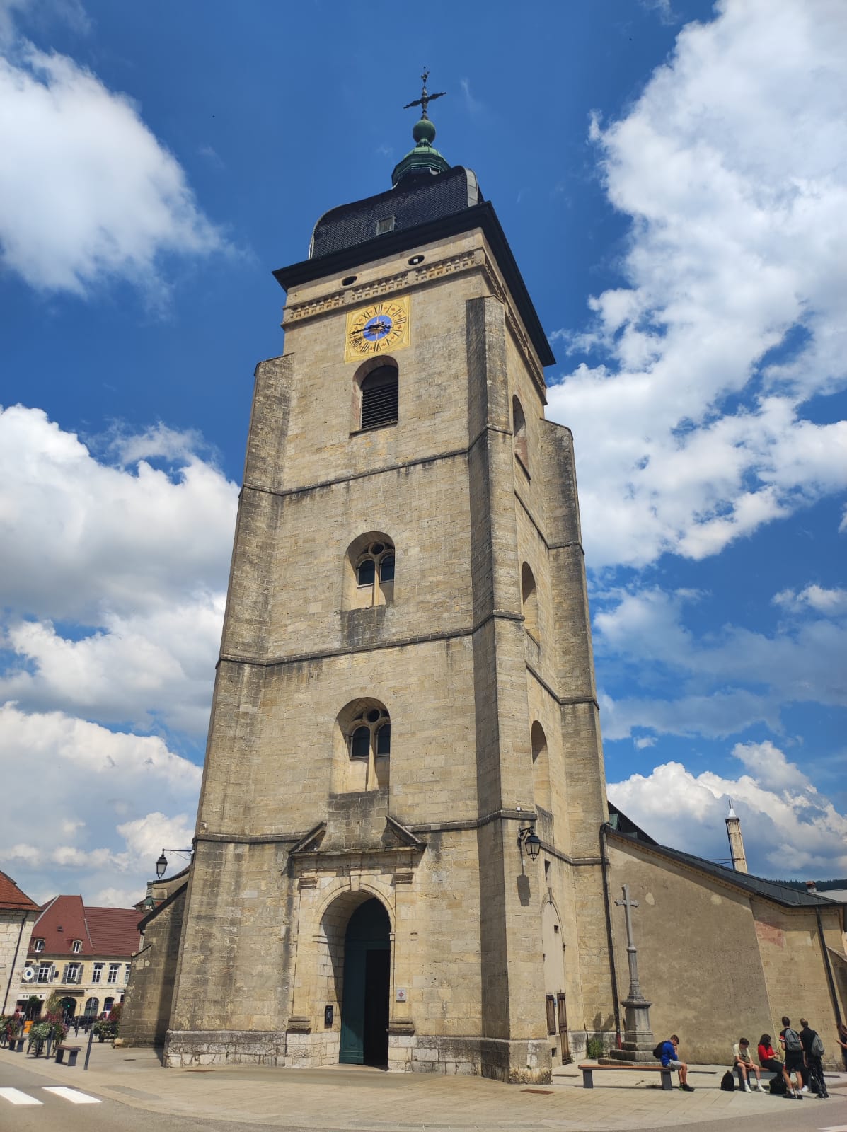 église st Bénigne à Pontarlier