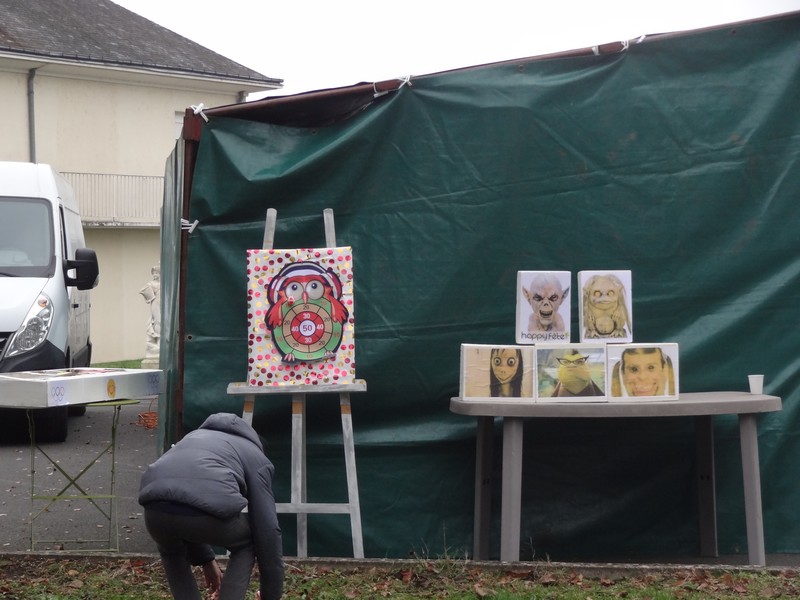 Association Part’Age, LA FAVORITE, Cour-Cheverny :  Marche de Noel