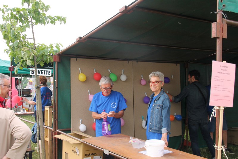 Comité des Fêtes de Cour-Cheverny: Fête de la fraise 