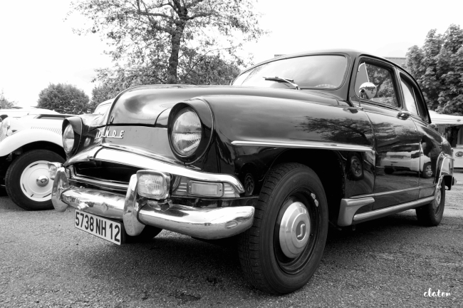 Simca Aronde noir - Simca Aronde black