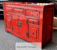 Le Buffet chinois ancien rouge patiné