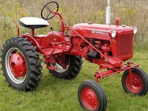 FARMALL-Cub-1947.png