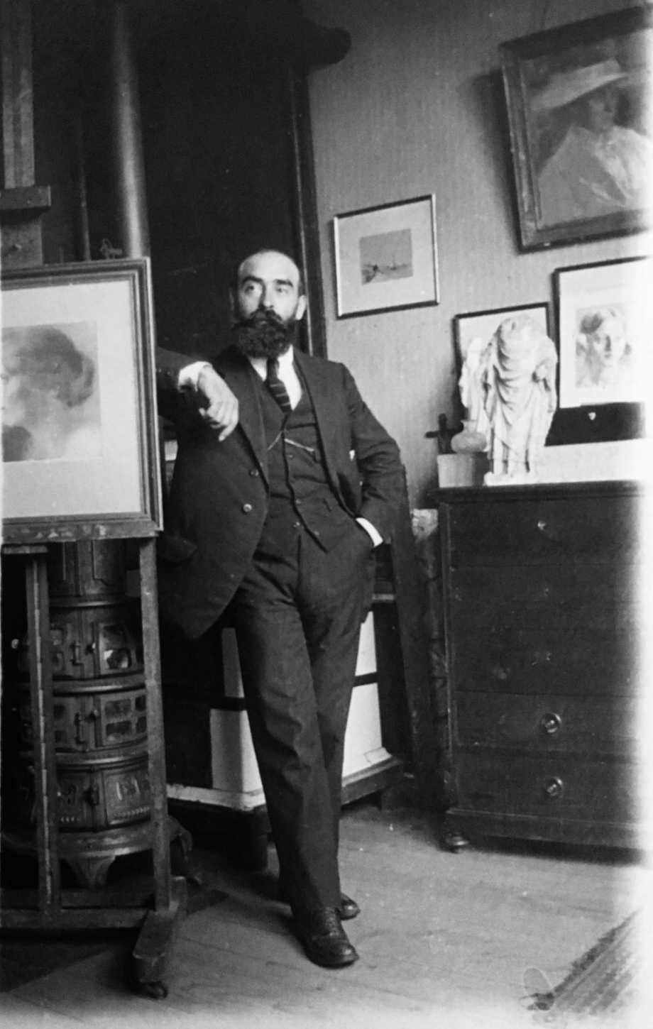 Auguste Biaggi dans l\\\'atelier d\\\'Alexis André2