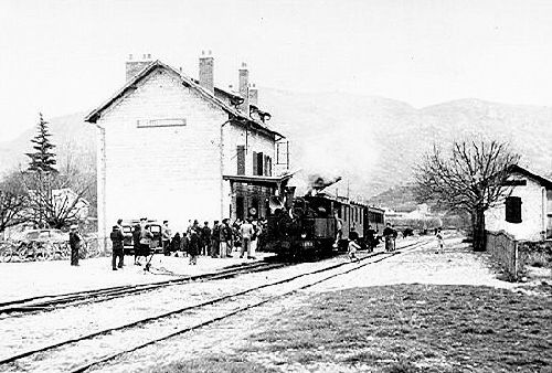 LE DERNIER TRAIN DU BUIS